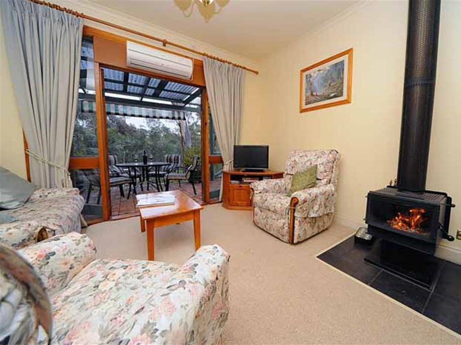 St Helen'S Cottages Clare Bagian luar foto